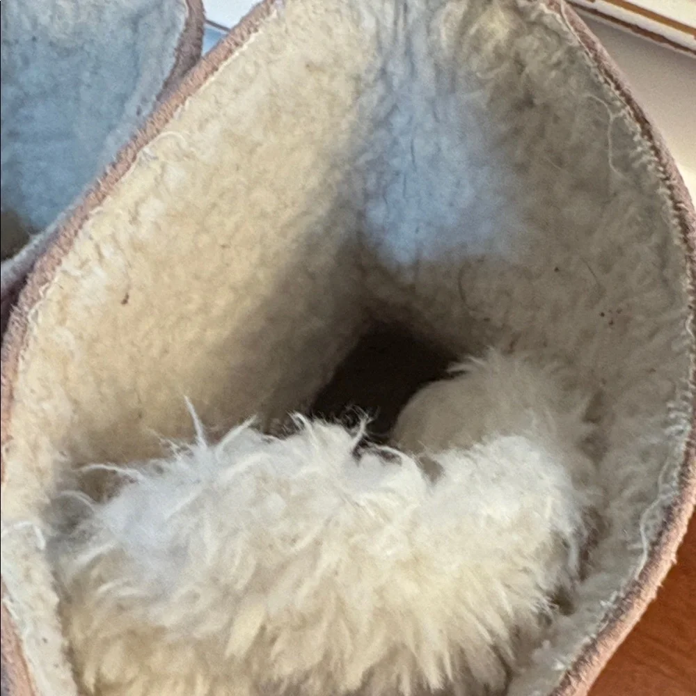 JustFab Blush Winter Boots with Faux Fur Size 9